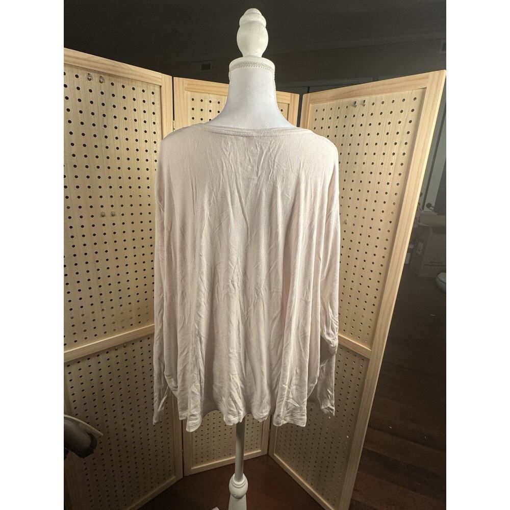 Target Size 4X Set Of 5 All In Motion Tops NWT NWT - image 15